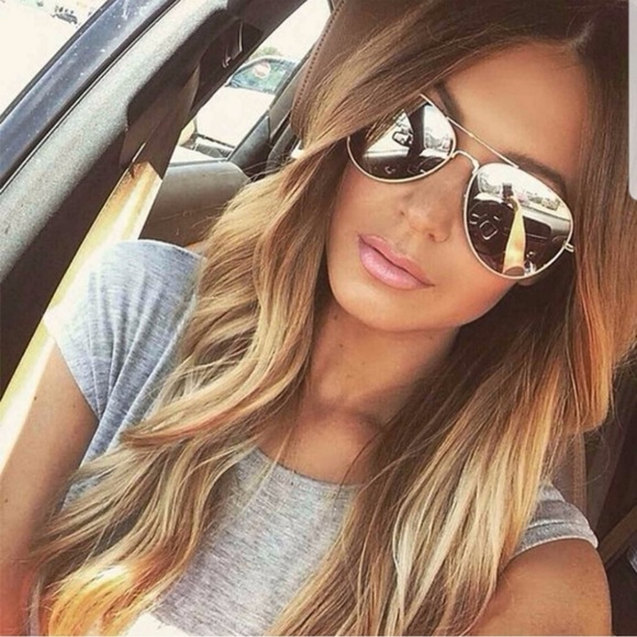 Accessories - Silver mirrored aviator sunglasses